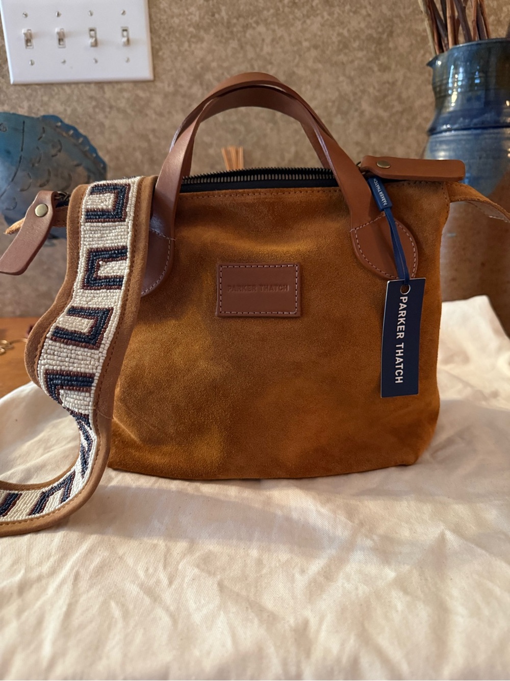 Parker Thatch NWT small suede Charlie - Picture 2 of 6